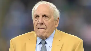 Muere Joe Schmidt, miembro del salón de la fama de NFL Muere Joe Schmidt, miembro del salón de la fama de NFL