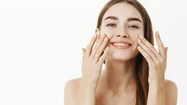 El truco con aloe vera para acabar con las ojeras de forma definitiva