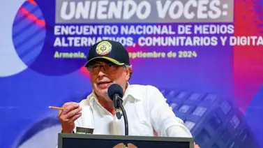 Petro autoriza diálogo con división del ELN Petro autoriza diálogo con división del ELN