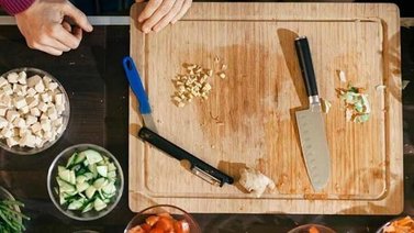 ¡Atención! La tabla de cortar alimentos puede implicar riesgos para la salud