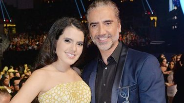 El mensaje de apoyo de Alejandro Fernández a su hija en medio de su polémica en México