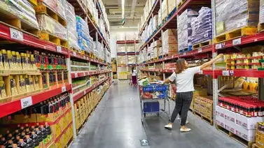 EEUU | Conocida cadena de tiendas aumenta el salario mínimo de sus empleados (+Monto)  EEUU | Conocida cadena de tiendas aumenta el salario mínimo de sus empleados (+Monto)