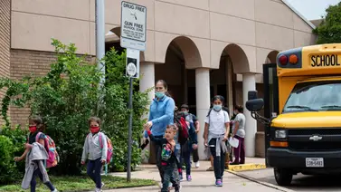 Texas | Polémica medida busca prohibir el uso del celular en caso de emergencia dentro de escuelas   Texas | Polémica medida busca prohibir el uso del celular en caso de emergencia dentro de escuelas