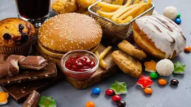 Hay alimentos que son "dañinos" al consumirlos en la cena. Consulta la lista Hay alimentos que son "dañinos" al consumirlos en la cena. Consulta la lista