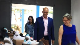  Arranca la dotación de uniformes y calzados a docentes: ¿Cómo acceder?