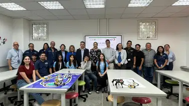 Mercantil impulsa la formación tecnológica con el Aula Maker de la UCAB Mercantil impulsa la formación tecnológica con el Aula Maker de la UCAB