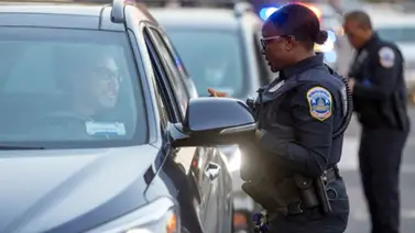 Nueva York implementa dispositivo para control del estacionamiento ilegal Nueva York implementa dispositivo para control del estacionamiento ilegal