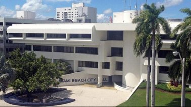 EEUU | Protestas vecinales frenan aumento en estacionamientos de Miami Beach