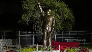 Inauguran estatua de Hugo Chávez en La Guaira (+Detalles) Inauguran estatua de Hugo Chávez en La Guaira (+Detalles)