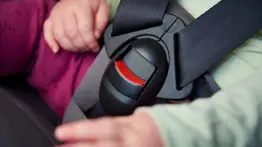 ¿Accidente o negligencia? Madre enfrenta cargos de asesinato por dejar a su bebé dentro de un auto 