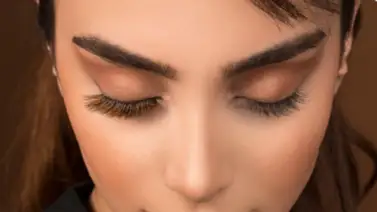 ¿Has oído hablar del implante de cejas? Los expertos alertan sobre lo que debes saber antes de aplicarte este procedimiento ¿Has oído hablar del implante de cejas? Los expertos alertan sobre lo que debes saber antes de aplicarte este procedimiento