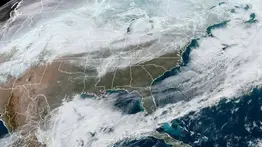 ¡Triple amenaza climática! Estos son los huracanes y tormentas que se acercan a EE. UU. ¿qué les espera?