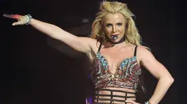 ¿La nueva Britney Spears? Todo sobre la artista pop que despierta las comparaciones