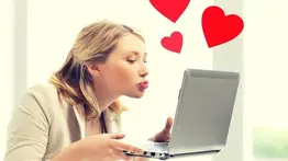 ¿Qué hay detrás del chat de citas?: Los expertos revelan por qué los mensajes interminables son una trampa 