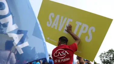 Los venezolanos podrán usar sus licencias de conducir y otros documentos.  Los venezolanos podrán usar sus licencias de conducir y otros documentos.