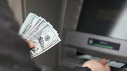 Retiro de dinero en cajeros de Estados Unidos: este es el límite permitido y las alternativas para manejar grandes montos