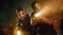 El botín: la película de Netflix que reúne una vez más a Matt Damon y Ben Affleck