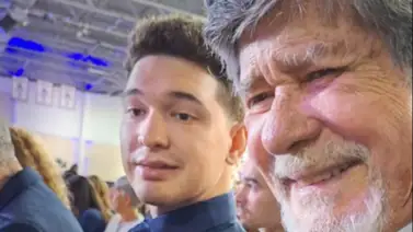 En video: Hijo de Eduardo Serrano afronta el luto por su padre con conmovedora reacción En video: Hijo de Eduardo Serrano afronta el luto por su padre con conmovedora reacción