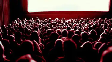 El miedo reina en el cine: todo sobre la película de terror que rompe récord en taquilla El miedo reina en el cine: todo sobre la película de terror que rompe récord en taquilla