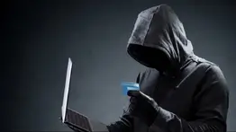 ¡Atención, adultos mayores! Estas son las estafas por correo más comunes para robar datos bancarios