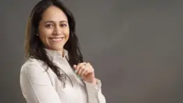 Caissa Martínez: la mexicana que arma el capital difícil del real estate en EE. UU.