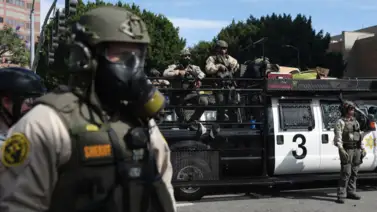 Un precedente nacional: estado de EEUU prohíbe que la policía se cubra el rostro durante redadas y patrullajes  Un precedente nacional: estado de EEUU prohíbe que la policía se cubra el rostro durante redadas y patrullajes