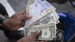 Ingreso por Guerra Económica: ¿Cuánto cobran en bolívares los pensionados en septiembre?