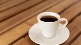 Despídete de la azúcar al momento de endulzar el café: esta es la opción más saludable