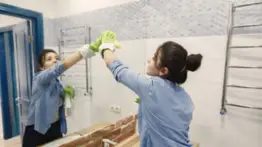 Adiós a los gérmenes: empresa española especializada en limpieza revela los trucos para desinfectar el cuarto de baño
