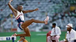 El salto inmortal: Mike Powell y el récord del siglo