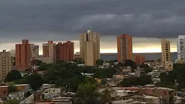 Pendientes: Inameh prevé fuertes lluvias por la Onda Tropical Nro. 45 y revela dónde lloverá este miércoles