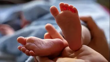 Hallazgo de bebé abandonada deja al descubierto aberrante caso de abuso: padre embarazó a su hija adolescente Hallazgo de bebé abandonada deja al descubierto aberrante caso de abuso: padre embarazó a su hija adolescente