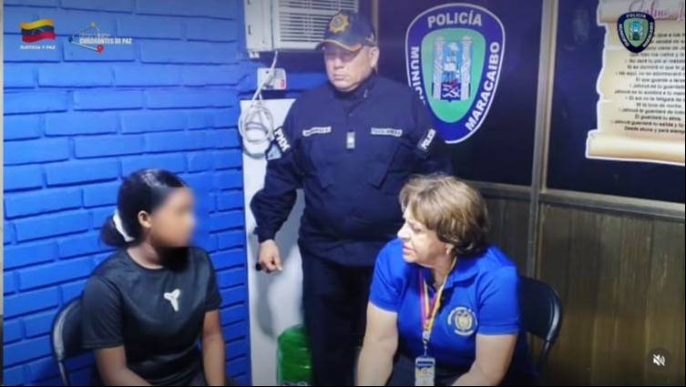 Localizan en Maracaibo a joven colombiana desaparecida: estaba desorientada y requirió atención médica Localizan en Maracaibo a joven colombiana desaparecida: estaba desorientada y requirió atención médica