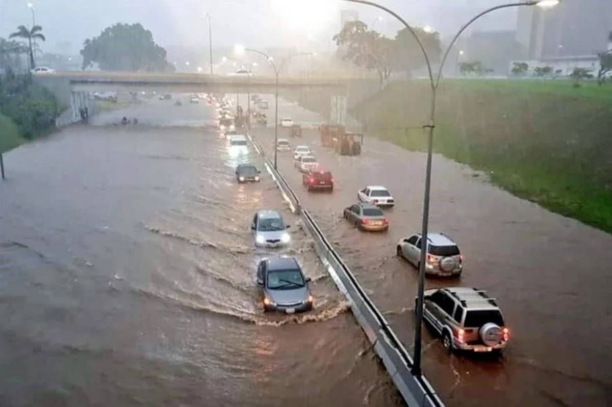 2001online-Caracas-alerta