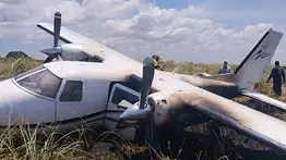 Avioneta se precipita e incendia en Ciudad Bolívar: reportan cinco heridos