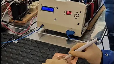 Corta con arco eléctrico y cauteriza al momento: así es el electrobisturí fabricado por científicos en Venezuela Corta con arco eléctrico y cauteriza al momento: así es el electrobisturí fabricado por científicos en Venezuela
