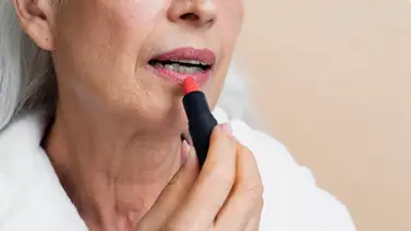 El peligro de los labiales líquidos en pieles maduras: claves para disimular las arrugas en la boca El peligro de los labiales líquidos en pieles maduras: claves para disimular las arrugas en la boca
