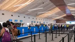 Sectores aéreo y marítimo registran avance progresivo tras el doble sismo