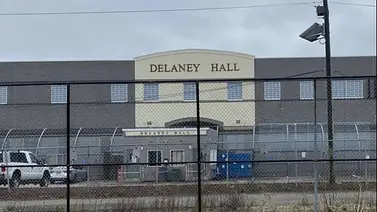 Inmigrantes bajo custodia en Nueva Jersey sufren graves negligencias: congresistas lo confirman tras visita a Delaney Hall Inmigrantes bajo custodia en Nueva Jersey sufren graves negligencias: congresistas lo confirman tras visita a Delaney Hall