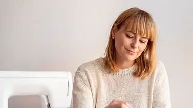 Soluciones de emergencia: Aprende estas técnicas para reparar agujeros en la ropa Soluciones de emergencia: Aprende estas técnicas para reparar agujeros en la ropa