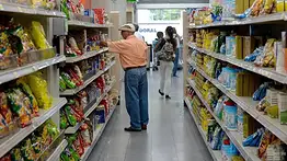 Importante cadena de supermercados busca personal este 14 de septiembre: aquí los requisitos