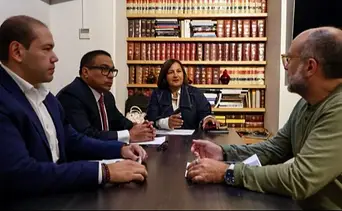 Representantes de la sociedad civil entregan propuestas de reinstitucionalización a la delegación de la AN de 2015