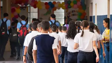 Reubican a más de 86.000 estudiantes en Caracas y cinco estados tras afectaciones por el evento sísmico Reubican a más de 86.000 estudiantes en Caracas y cinco estados tras afectaciones por el evento sísmico