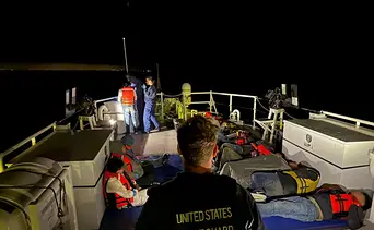 Guardia Costera intercepta barco con inmigrantes en costa de California: hay 16 detenidos 