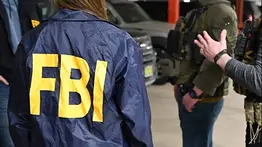 Capturan en Venezuela a ciberdelincuente de la lista del FBI: Kash Patel revela detalles ante el Senado
