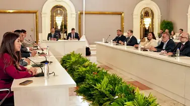 Representantes del Ejecutivo y la AN-2015 sostienen segunda ronda de diálogo político en el país Representantes del Ejecutivo y la AN-2015 sostienen segunda ronda de diálogo político en el país