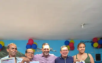 Gobernador de La Guaira entrega viviendas a familias afectadas por el doblete sísmico