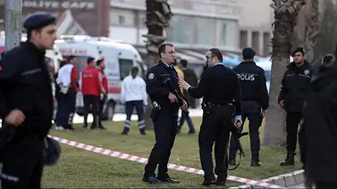 Tiroteo en escuela de Turquía deja 11 estudiantes heridos: detienen a adolescente y sus padres Tiroteo en escuela de Turquía deja 11 estudiantes heridos: detienen a adolescente y sus padres