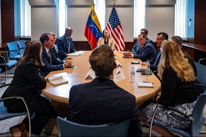 EEUU confirma visita relámpago del jefe de Inteligencia del Pentágono a Caracas: detalles EEUU confirma visita relámpago del jefe de Inteligencia del Pentágono a Caracas: detalles