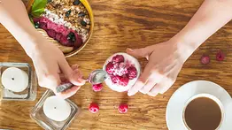Enigma de fruta y chía: La combinación perfecta para romper el ayuno